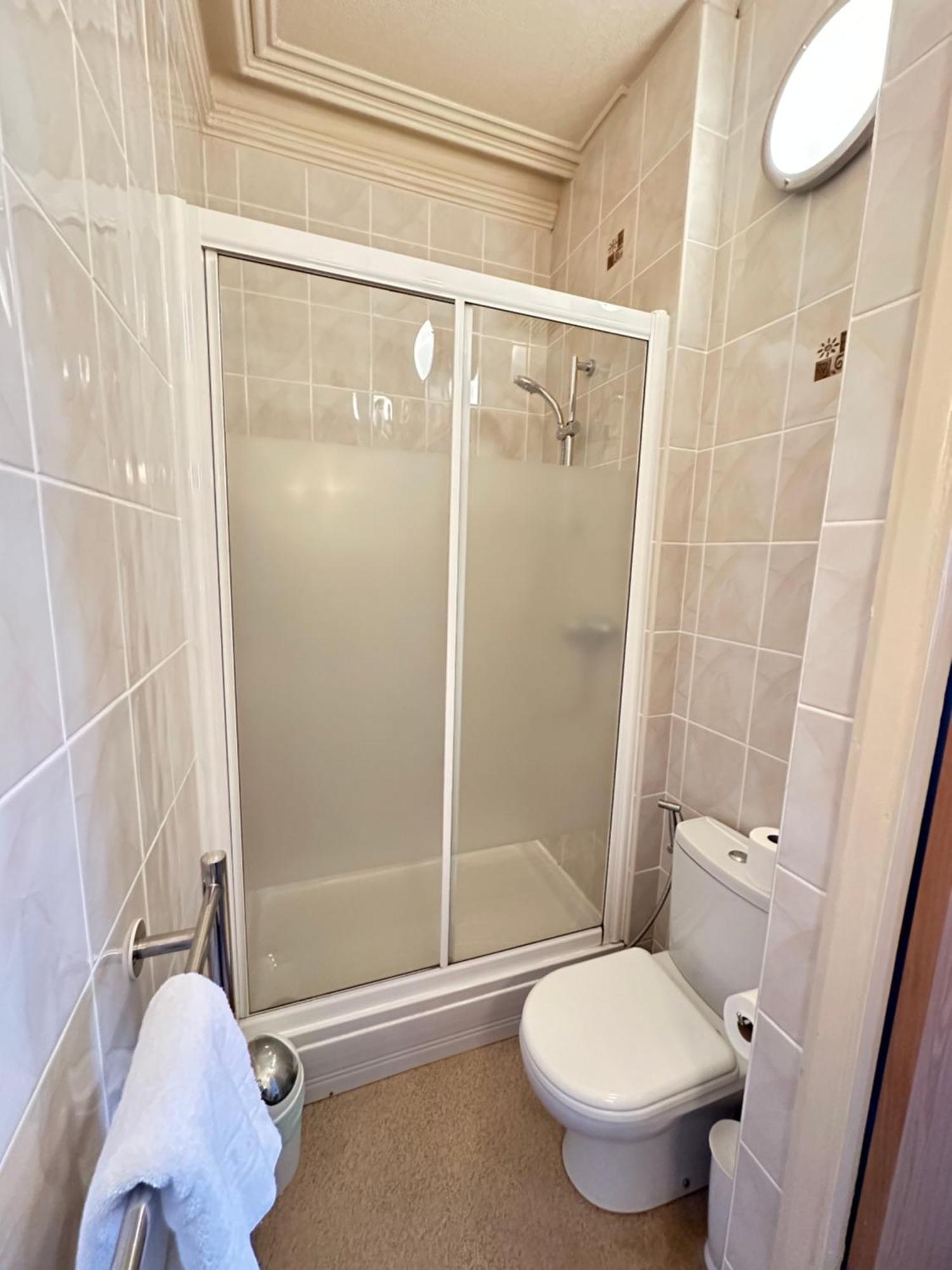 Guest house Devonia Express