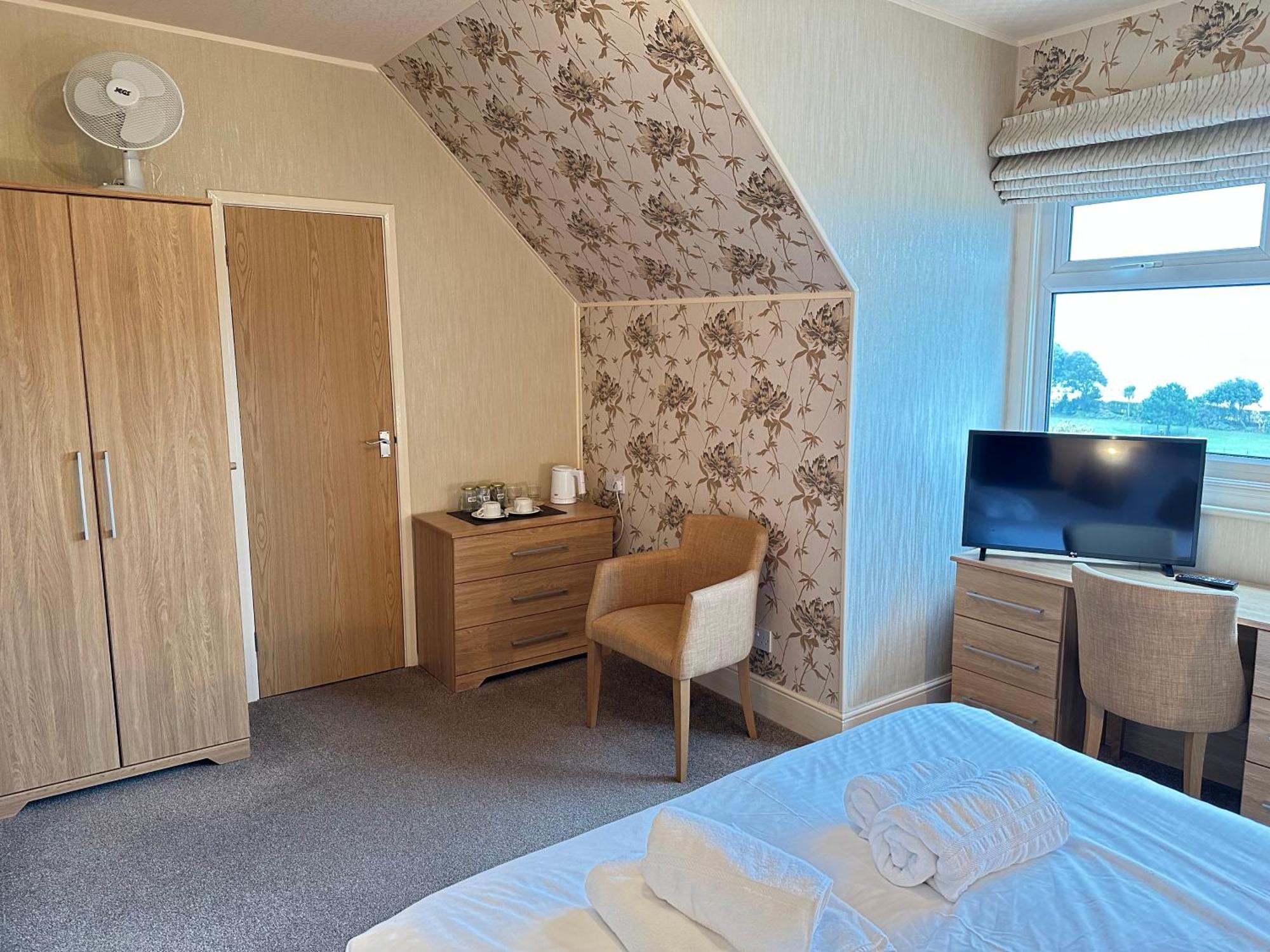 Devonia Express 4* Eastbourne